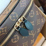  structured bag interior and compartment view 9