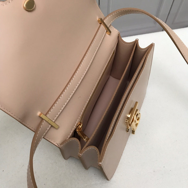 Ziva's Charm handbag – product shot (one versatile size)