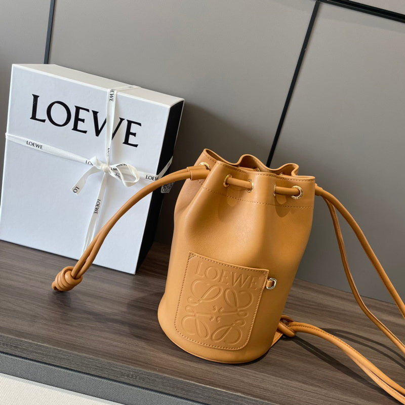 Ziva's Charm handbag – side angle view (26cm*17cm*23cm)
