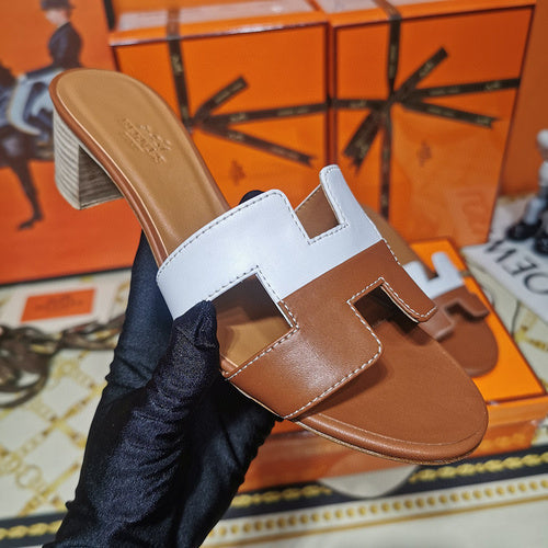 Hermes sandals Style 006 - texture and material detail