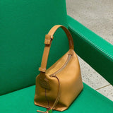 Ziva's Charm handbag – full view (21cm*17cm*12.5cm)