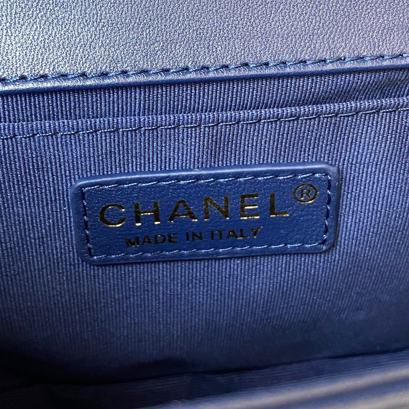  women's handbag, versatile design, view 7