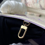  Understated shoulder bag front view 7
