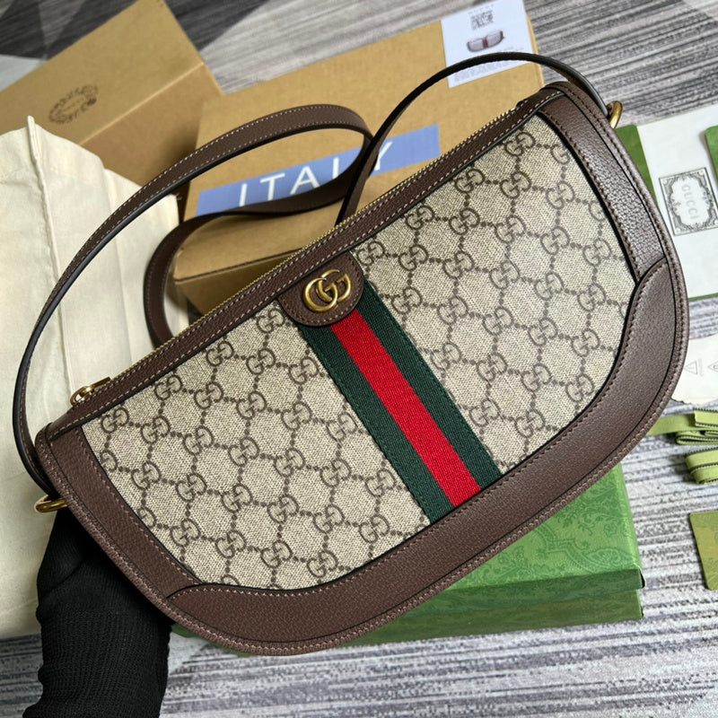 Handle and strap detail of classic premium women's handbag – women's everyday handbag