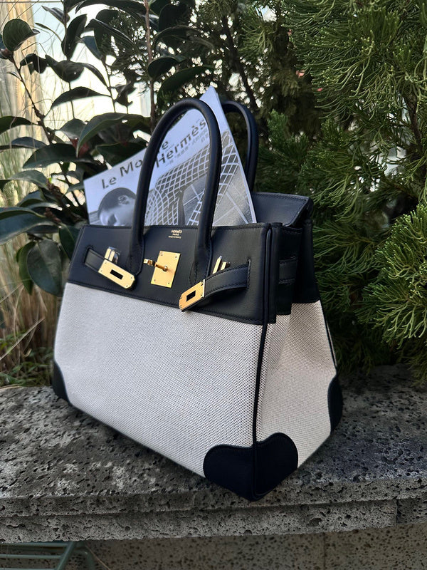 Close-up detail of streamlined bag design