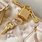 Handle and strap detail of sleek refined women's handbag – women's premium purse