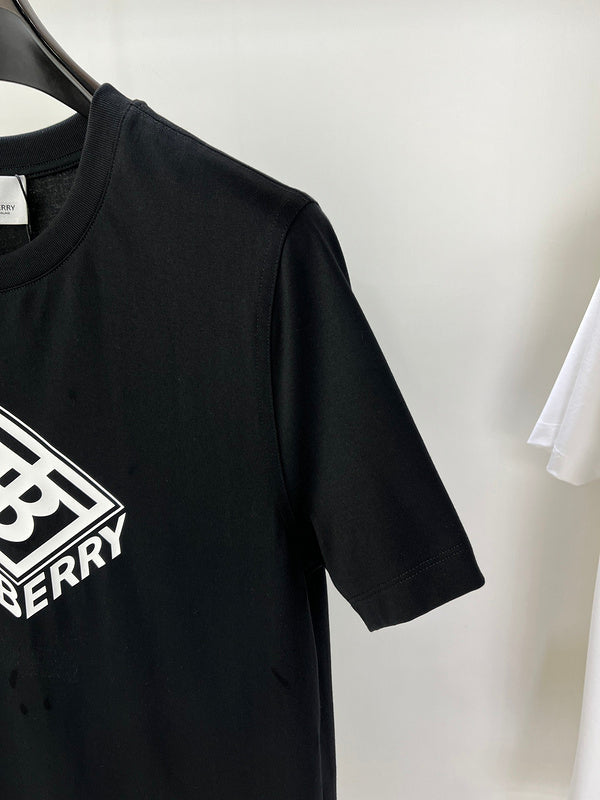 Burberry t-shirt front view designer style