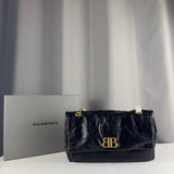 Zivas Charm Everyday Sophistication Statement Handbag (Designer-Inspired Craftsmanship) – Front View 2