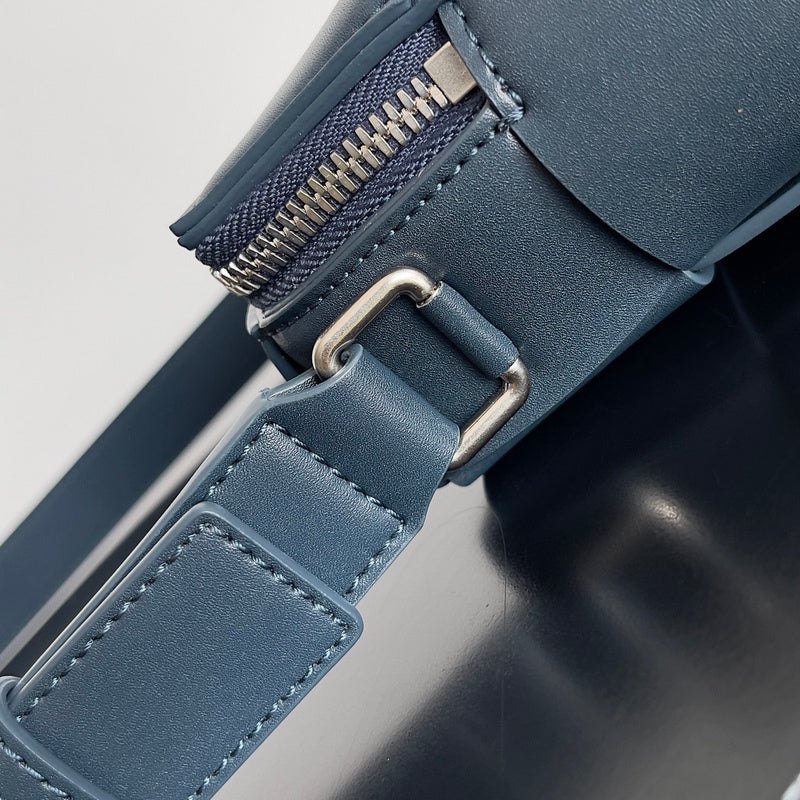 Polished Vegan Leather Handbag - Refined Silhouette | Women's Fashion Handbag #1598 - product detail shot (image 10) of designer-inspired handbag