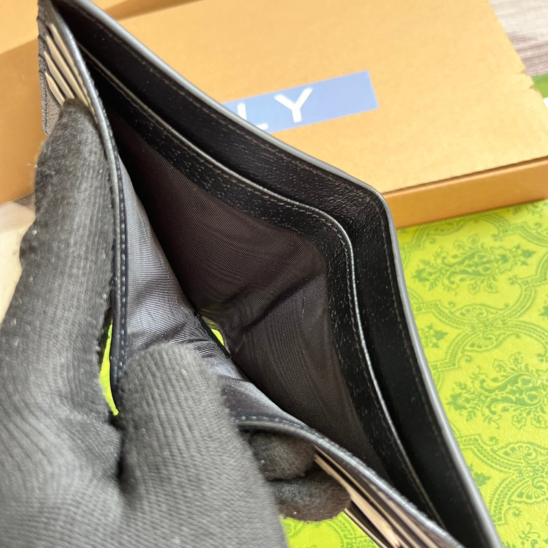 Back view of statement refined women's handbag – women's everyday handbag
