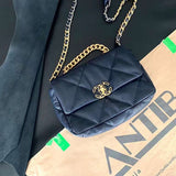  versatile purse view 2