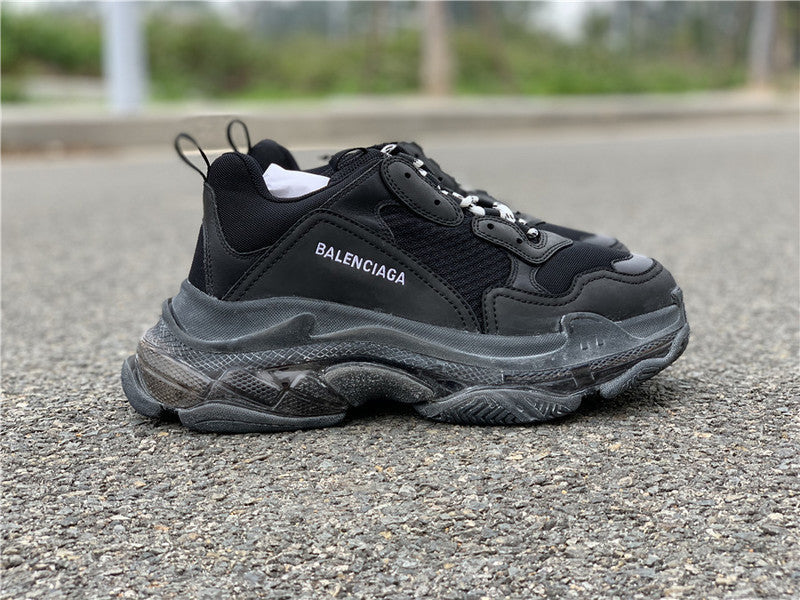 Zivas Charm Elevated Essentials Designer Shoes (Statement-Ready Footwear) – Lifestyle Shot