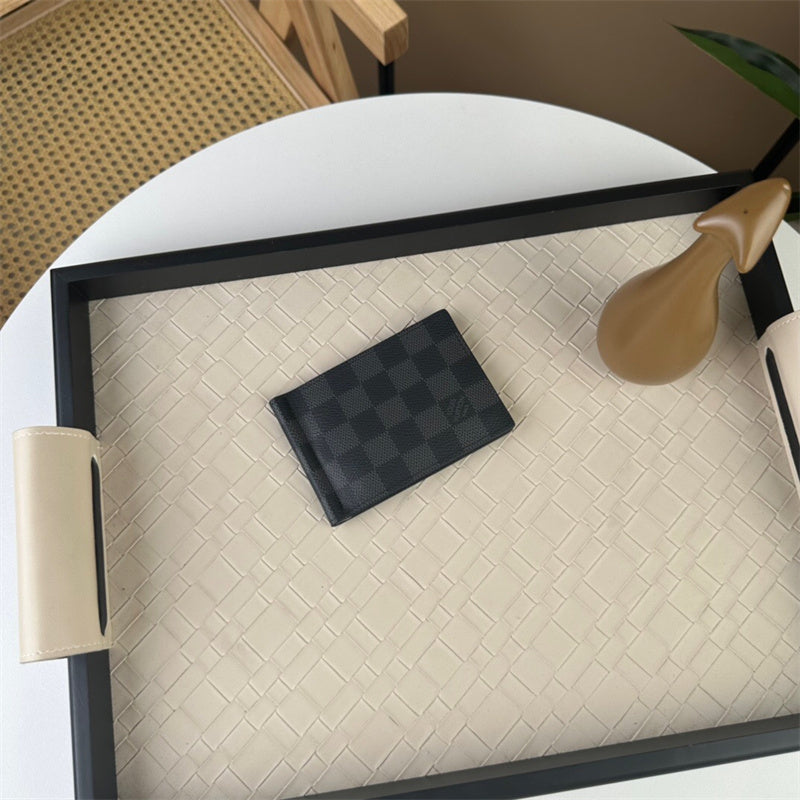  sophisticated handbag styled with outfit