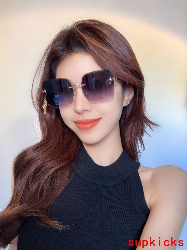 Front view of Louis Vuitton unisex sunglasses