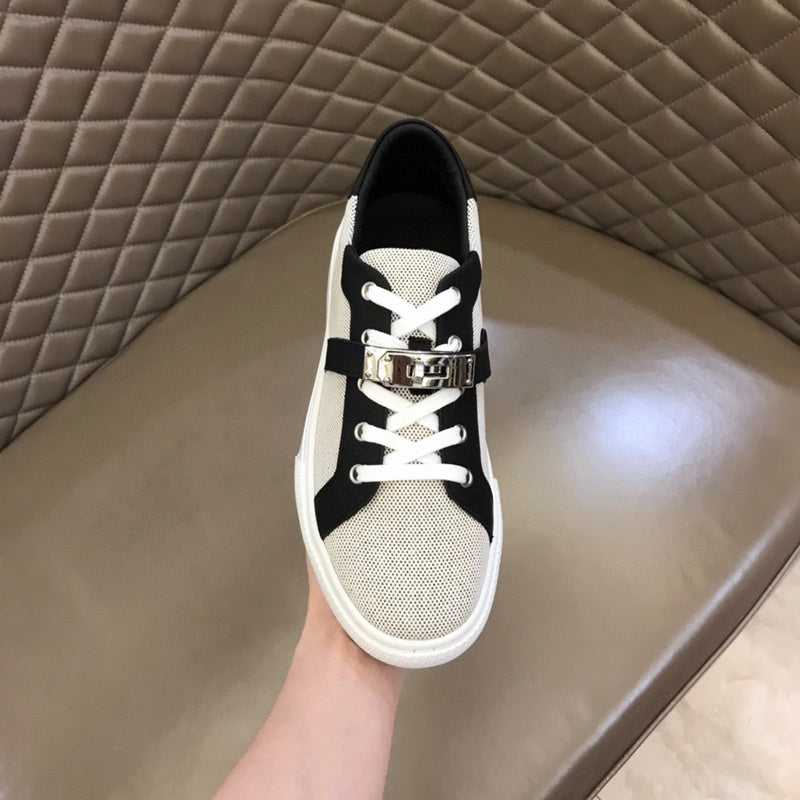 Hermès White Low-Top Sneakers - Sole Detail View