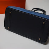  everyday bag interior and compartment view 9