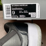 Nike Men's & Women's Luxury Low-Top Trainers — Style 225 close-up view