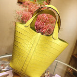 carryall bag interior and compartment view