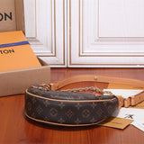  streamlined tote bag styled with outfit
