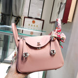  Versatile handbag front view 7