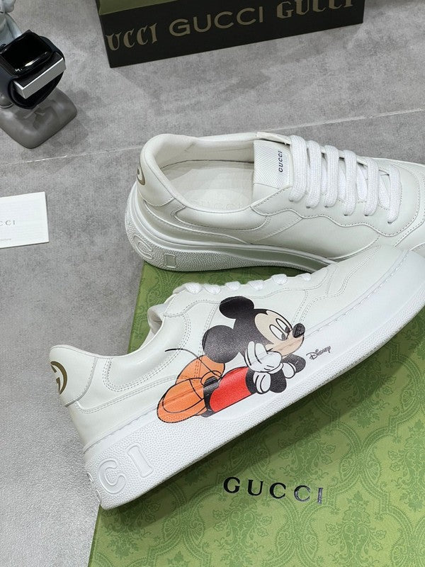 Gucci all-black luxury sneakers view 5 heritage-inspired look