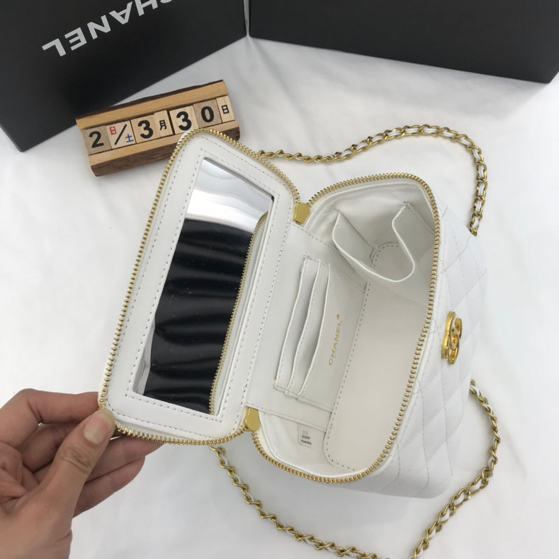  women's handbag, versatile design, view 2