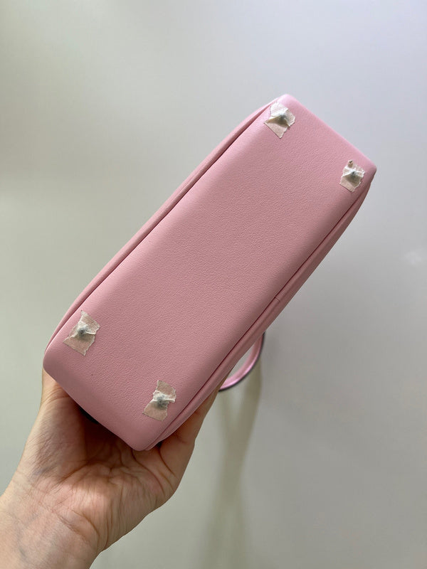 Minimalist bag women's premium everyday handbag
