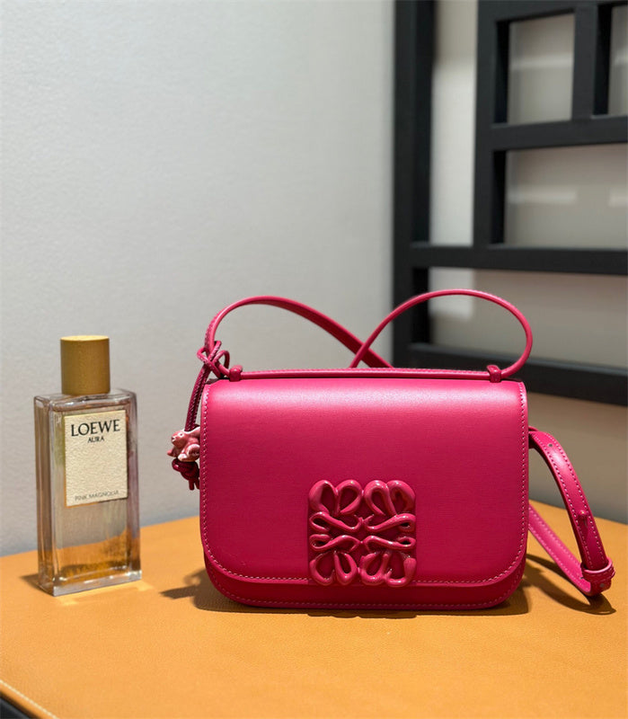 Ziva's Charm handbag – interior view (19cm*6cm*13.5cm)