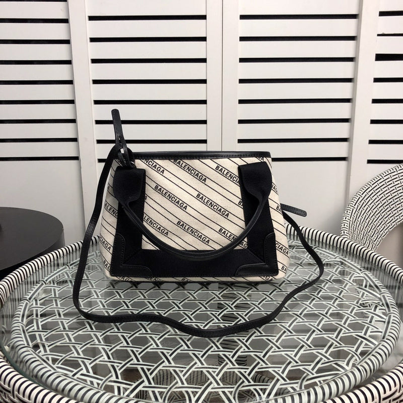 Front view of refined chic women's handbag – women's luxury handbag