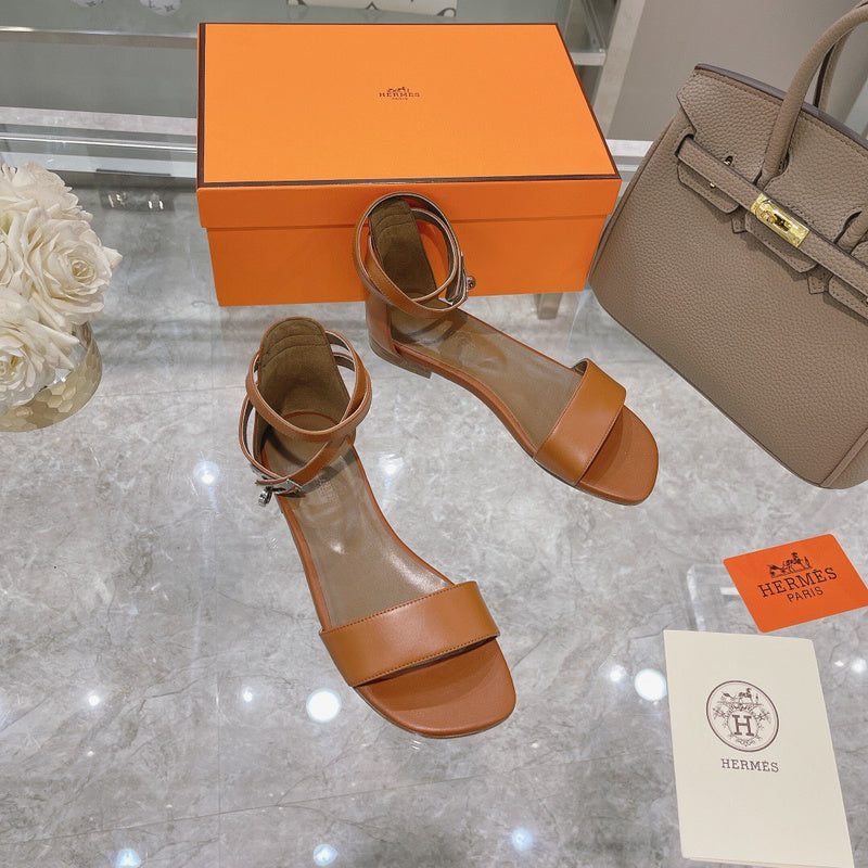 Hermes shoes Style 323 - angled studio shot