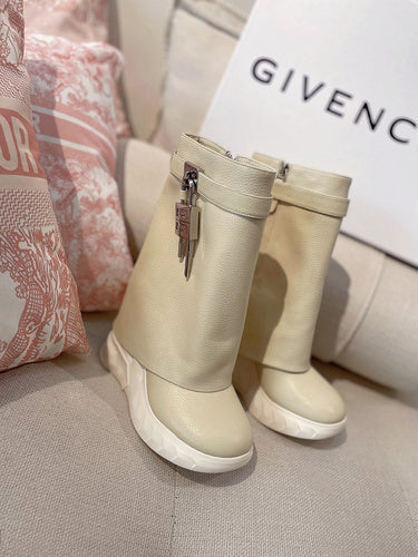 Givenchy shoes Style 171 - texture and material detail