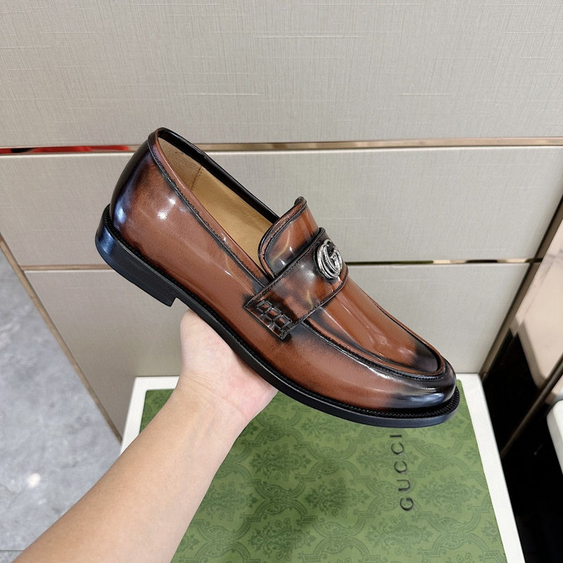 Gucci fresh white-and-black luxury sneakers view 6 streetwear statement look