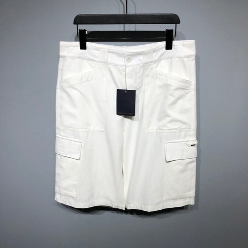 Full styled look of Louis Vuitton cotton t-shirt with streetwear-inspired cut