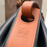 Ziva's Charm handbag – front view (18cm*25cm*13.5cm)