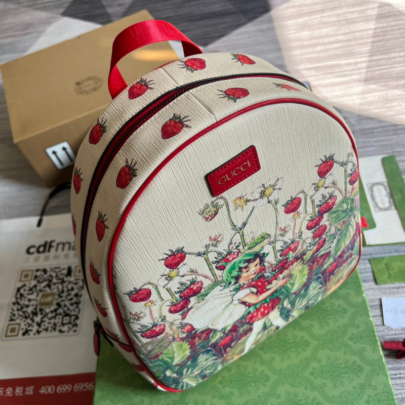 Smart handbag styled for everyday wear