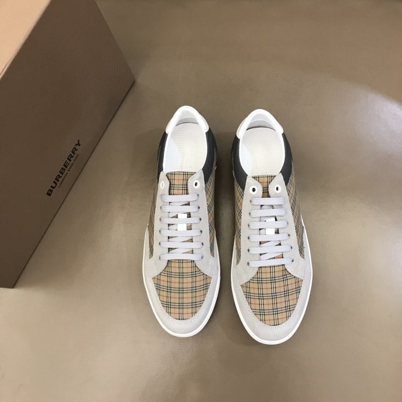 Burberry shoes Style 258 - logo and branding close-up