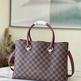  handbag interior and compartment view