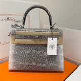  Statement tote bag front view
