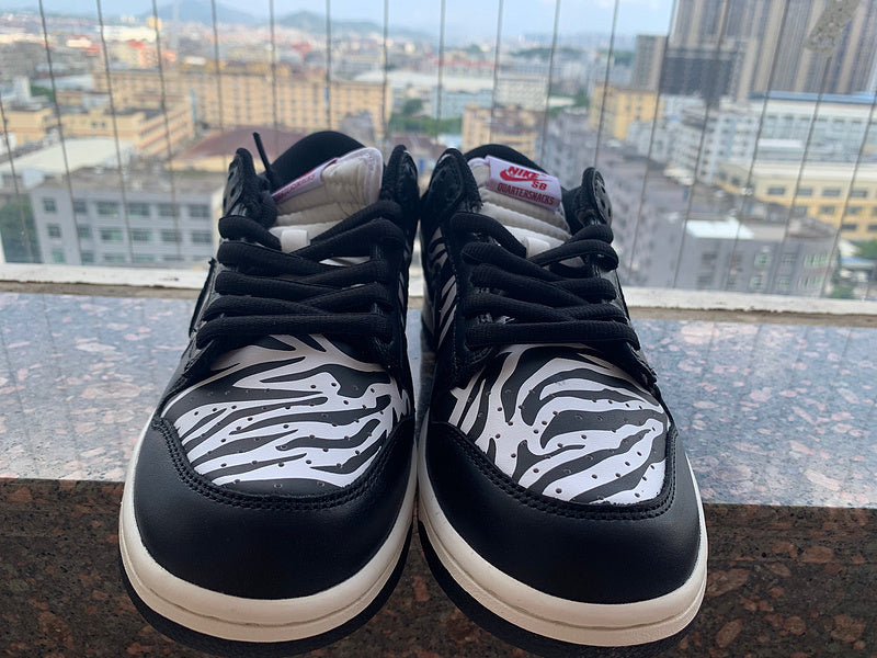 Nike Men's & Women's Premium Athletic Sneakers — Style 199 front view