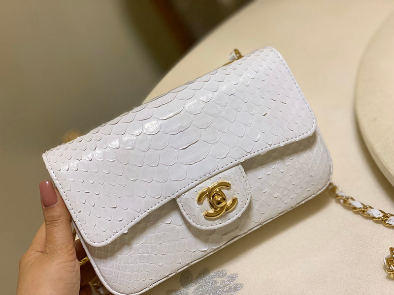  versatile purse view 4