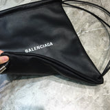 Chic Premium PU Leather Handbag - Premium Craftsmanship Detailing | Women's Luxury Handbag #658 - hardware and detail close-up (image 5) of designer-inspired handbag
