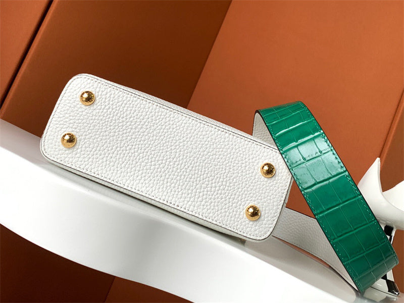  Graceful everyday bag front view 7