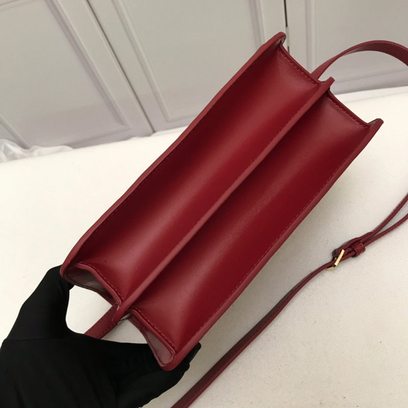 Ziva's Charm handbag – interior view (one versatile size)
