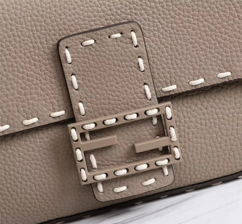 Ziva's Charm handbag – interior view (Standard Size)