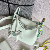  timeless shoulder bag styled with outfit