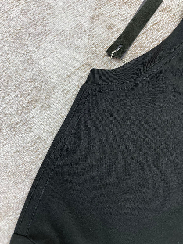 Side profile view of Amiri luxury piece style No.067