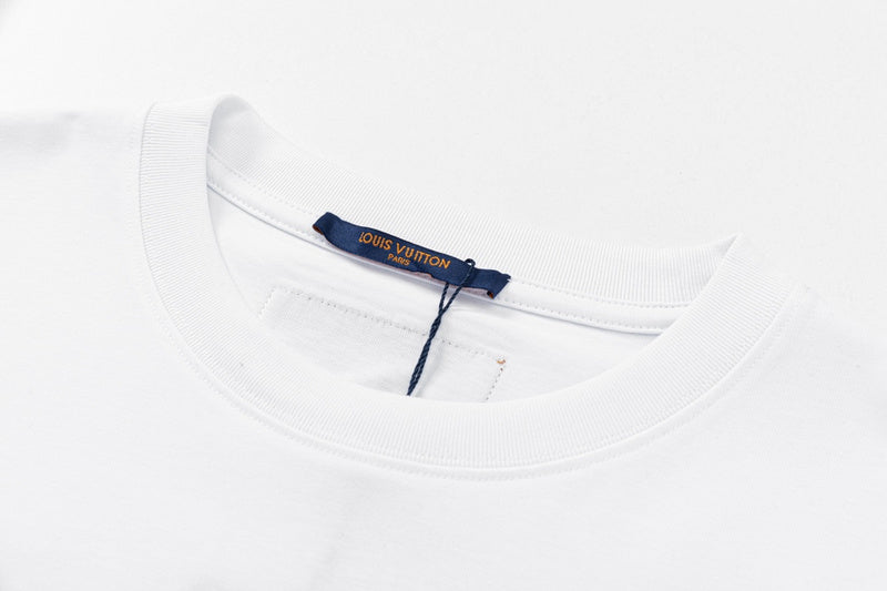 Full styled look of Louis Vuitton cotton t-shirt with contemporary cut