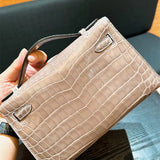 Crisp bag women's premium everyday handbag