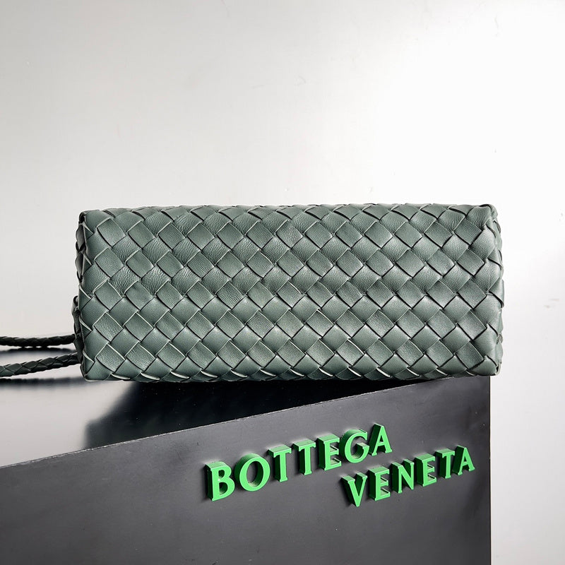 Sleek Faux Leather Handbag - Modern Structured Build | Women's Everyday Carry Handbag #1595 - hardware and detail close-up (image 5) of designer-inspired handbag