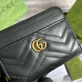 Interior view of chic premium women's handbag – women's luxury accessory